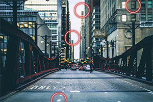 ��ʵ��Ƭ�Ҳ�ͬ